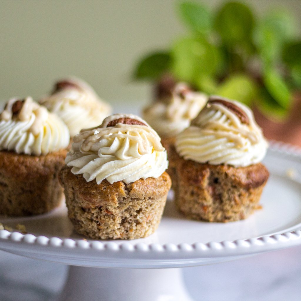 Cupcake: Carrot with Cream Cheese Frosting 2 Pack - ketolibriyum