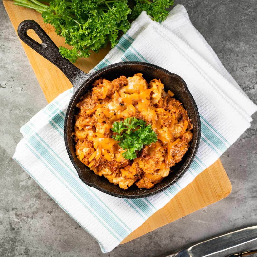 Pulled Pork Mac n Cheese - 490 Calories | 8g Net Carb | 34g Total Fat | 32g Protein - ketolibriyum