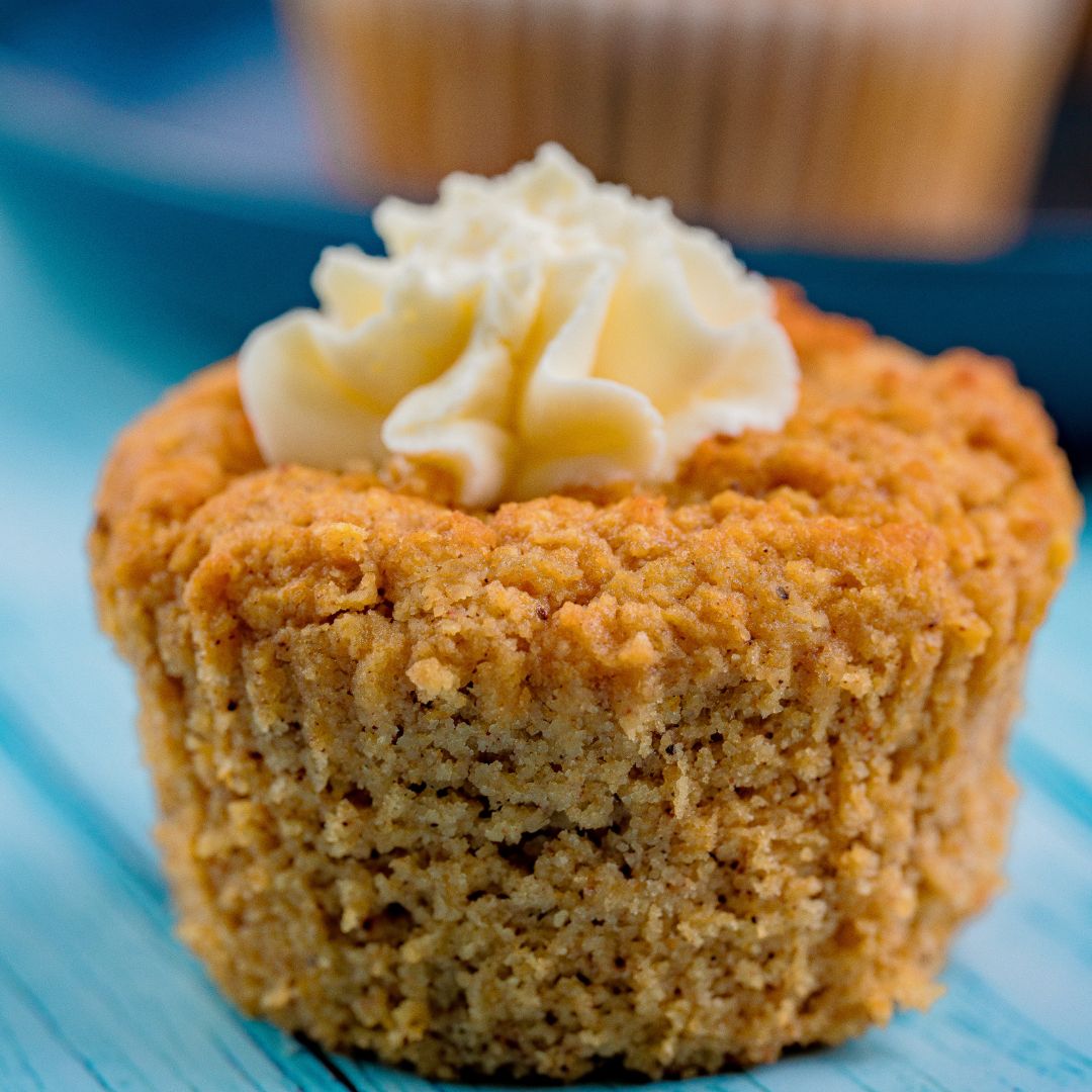 Pumpkin Spice Muffins with Cream Cheese Filling- 4 Pack - 230 Calories | 4g Net Carb | 20g Total Fat | 8g Protein - ketolibriyum