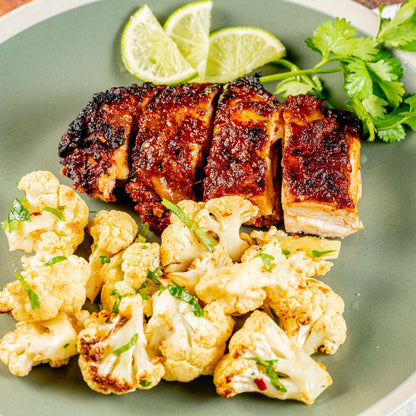 Sweet & Smoky Mexican Chicken with Lime Cilantro Cauliflower - ketolibriyum
